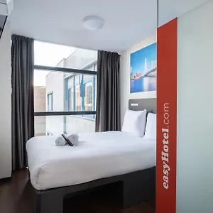 https://easyhotel-rotterdam-city-centre.thehaguehotels.net